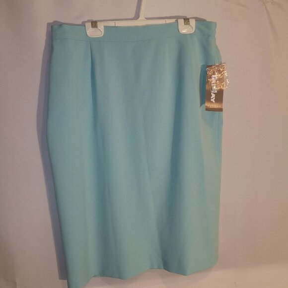 NWT TanJay Ladies Size 14 Petite Aqua Fully Lined Straight Fit Skirt - Picture 1 of 6